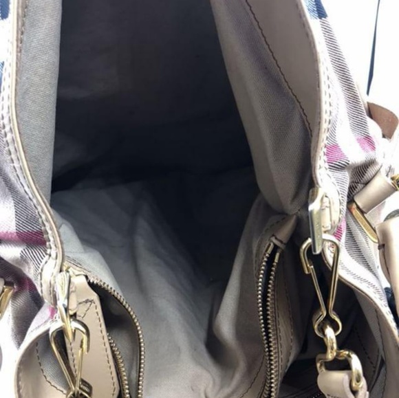 **SOLD**Burberry Haymarket Tote - Picture 6 of 8